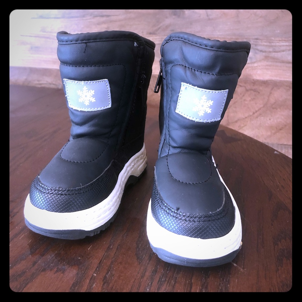 Toddler Size 6 Winter Boots